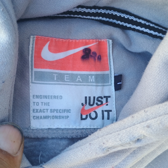 Nike sweater hoodie basketball just so it large - Picture 3 of 7